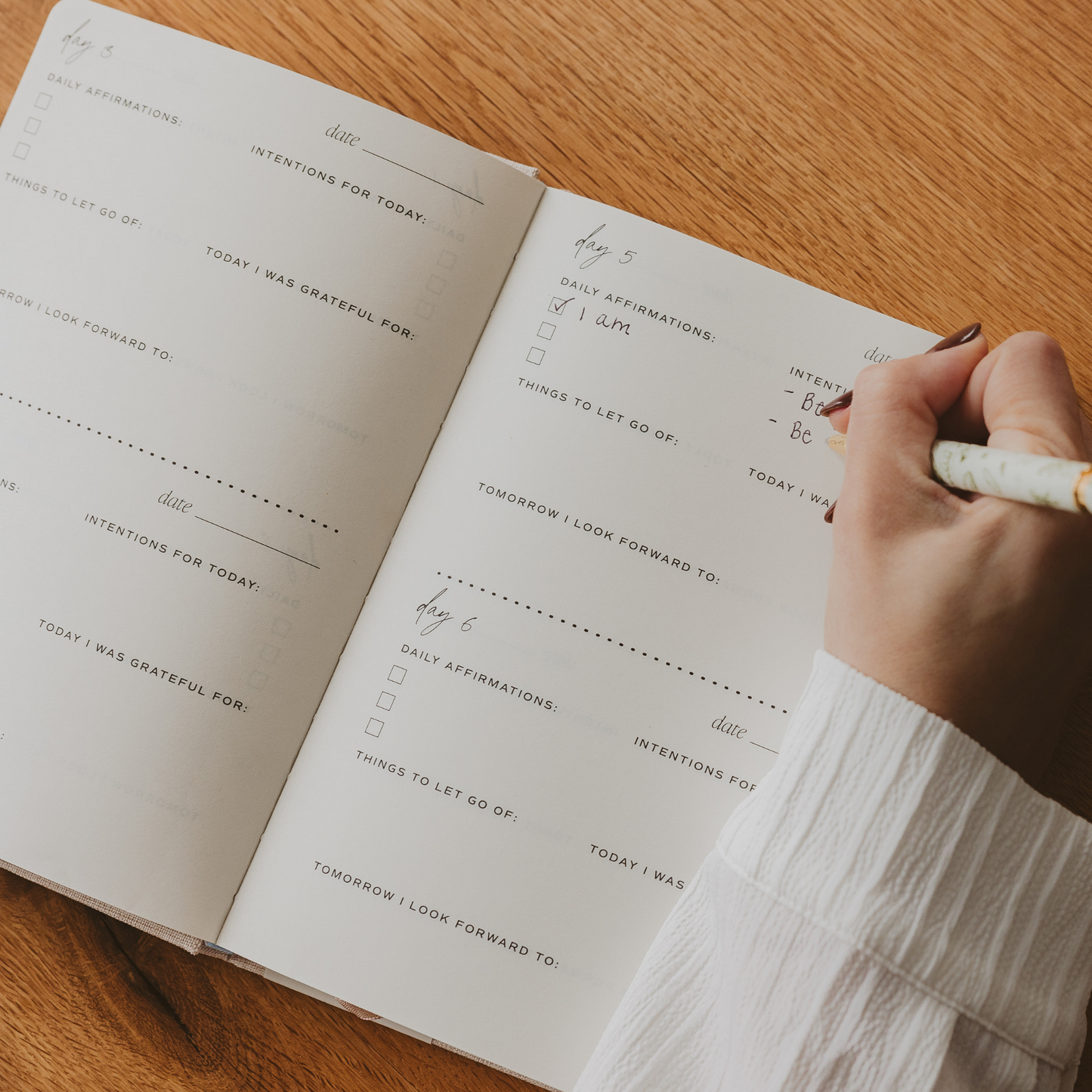 *NEW* Gratitude Journal - Daily Prompted Journal - Gifts