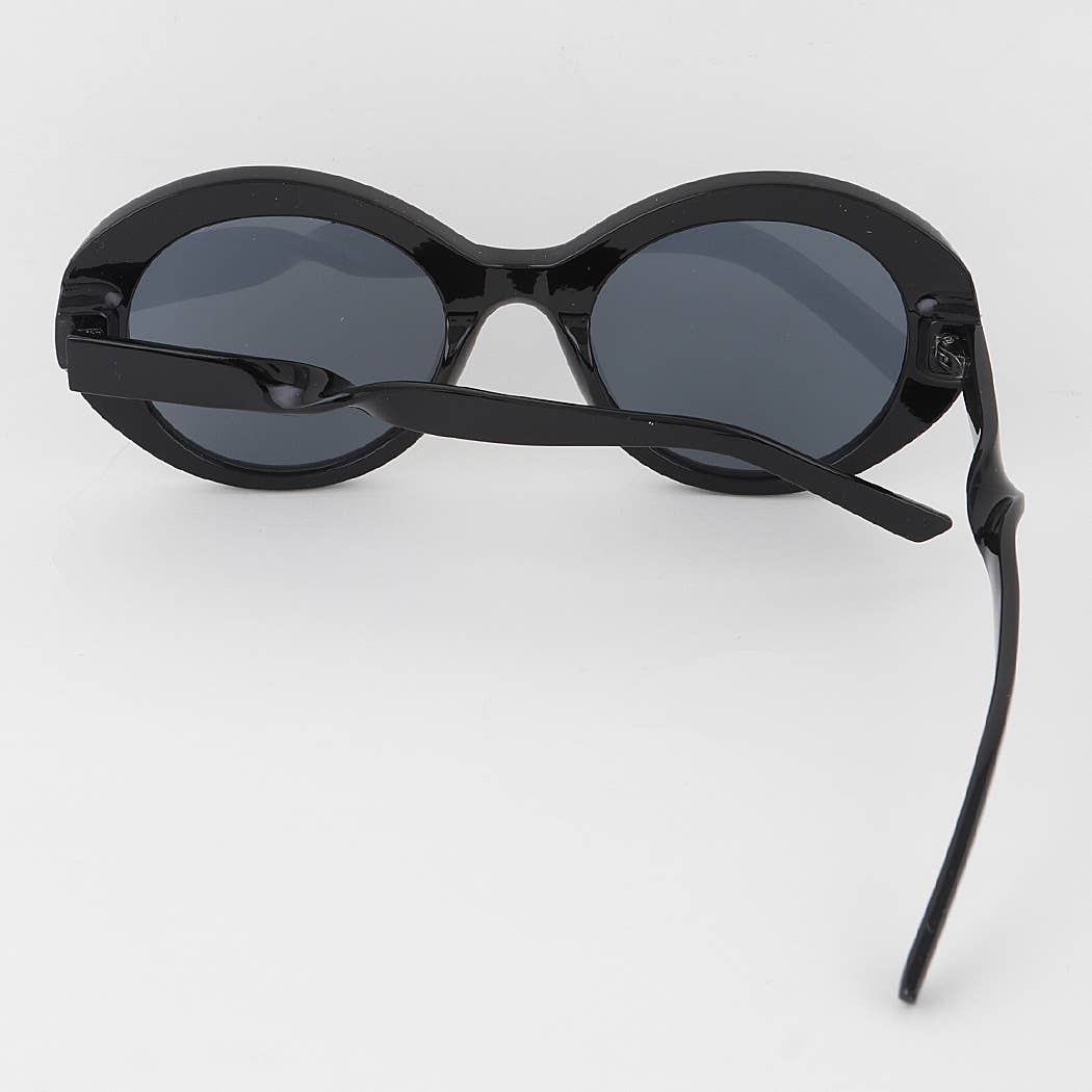 Minimal Round Sunglasses