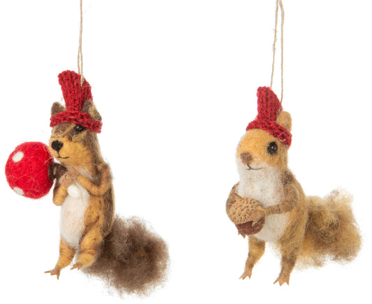 Felt Ornament : Squirrel ornaments with mushroom or acorn