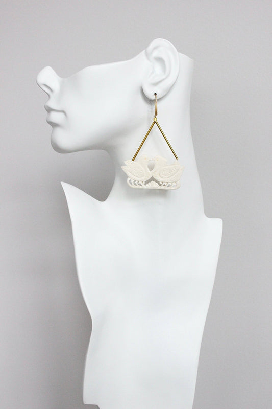 GNDE104 carved bird bone earrings