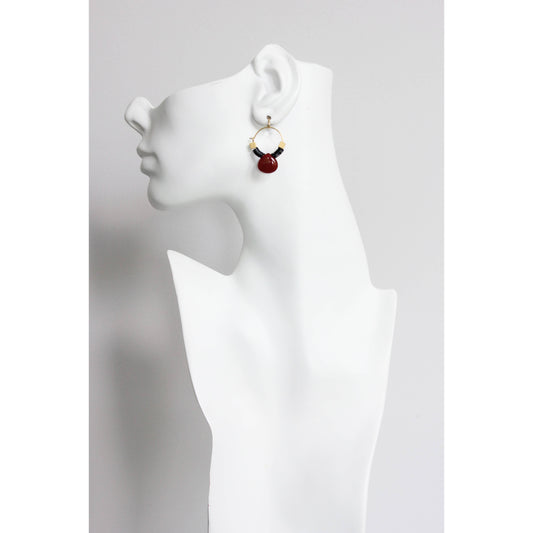 FERE03 Small carnelian teardrop hoop earrings