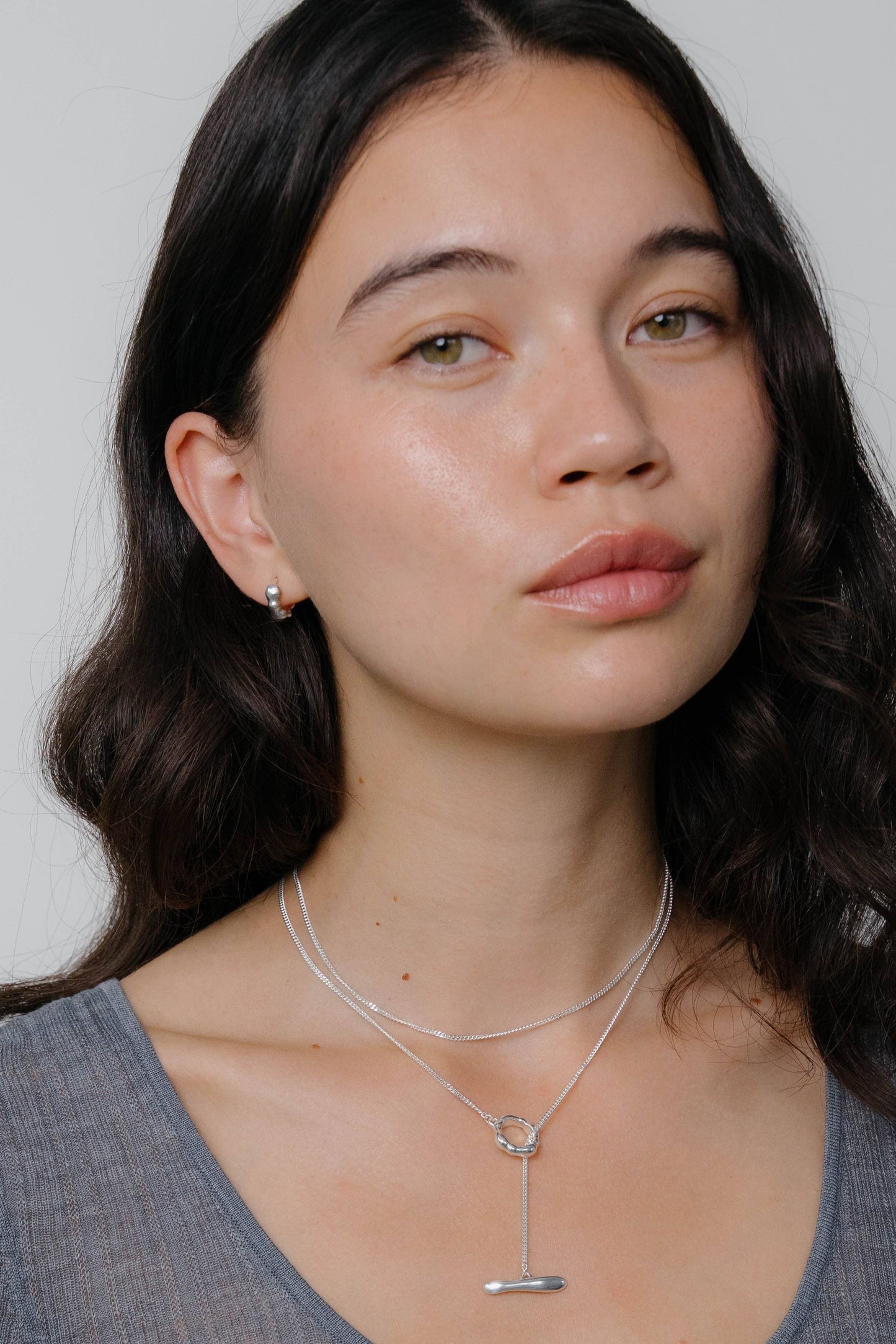 Lara Hoops, Small