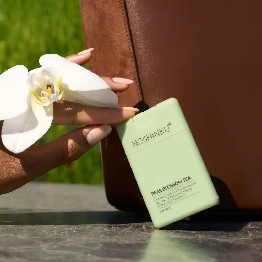 Refillable Pear Blossom Tea Moisturizing Pocket Sanitizer (Copy)