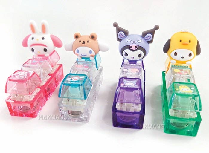 Hot-Selling Sanrio LED Custom Figure Keycap Keychain