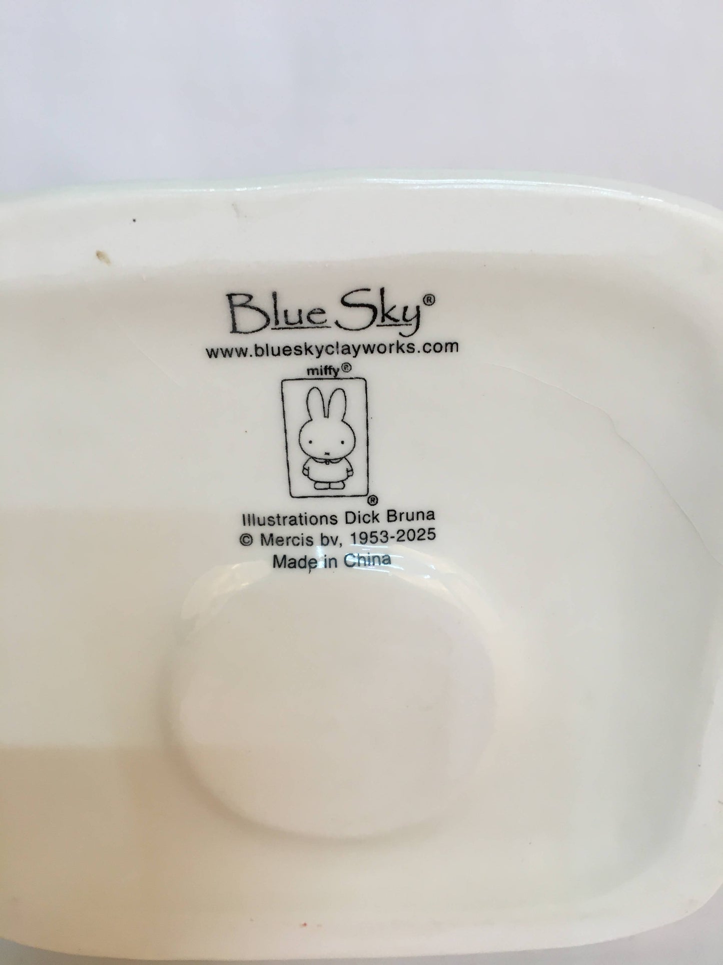 Miffy Snowy Skiing Christmas Candle House