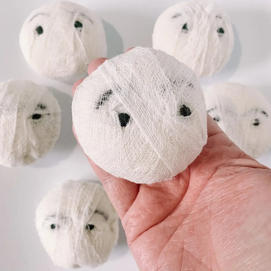 One Felt Mummy Head With Gauze