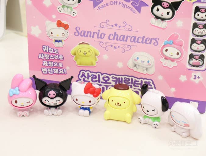 Sanrio Face off Collectable blind Random Figure BOX