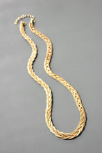 Load image into Gallery viewer, ISL129 Braided herringbone chain necklace
