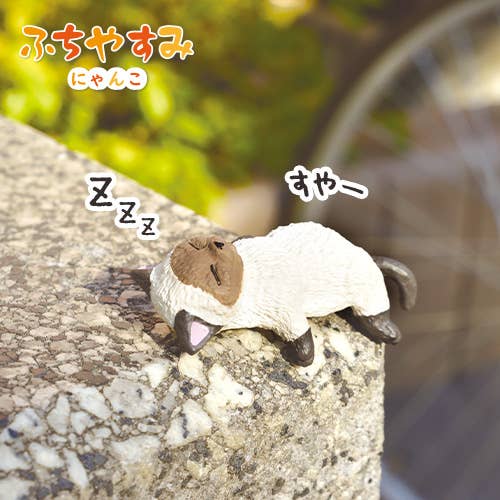 JAPANESE BLIND BOX - RESTING CAT 5 CATS MIXED SURPRISE BOX