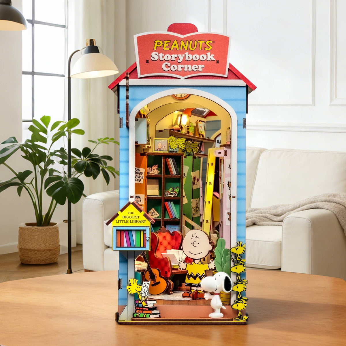 Peanuts Storybook Corner - DIY Book Nook Kit