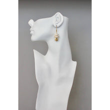 Load image into Gallery viewer, BKNE05 White magnesite and brass earrings
