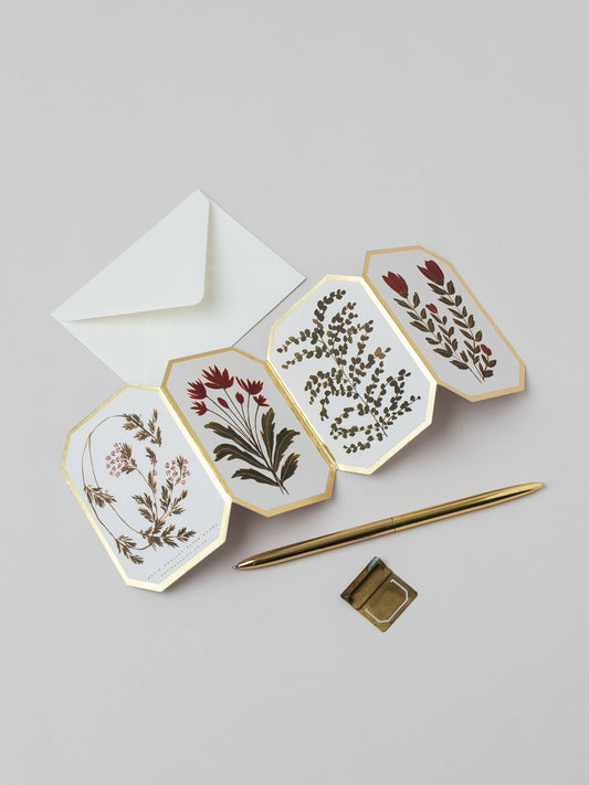 CONCERTINA BOTANICAL RED FLOWER DIE CUT MINI CARD