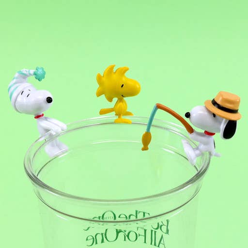 Peanuts Snoopy Cup Deco Charm Figure Random