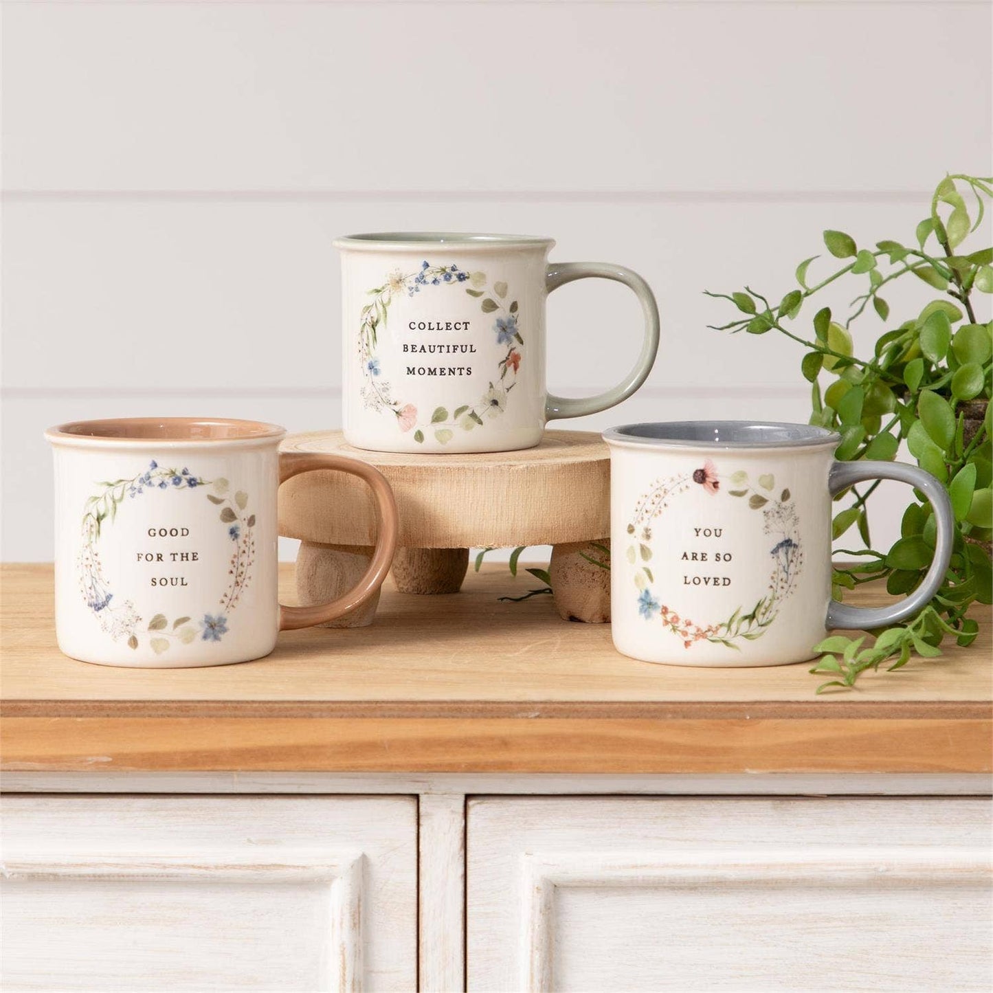 Mugs - Dried Floral Wreaths assorted