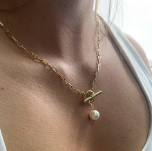 Load image into Gallery viewer, 18k Gold Filled Thin Paper Clip Necklace Lariat Featuring Pearl Toggle Closing
