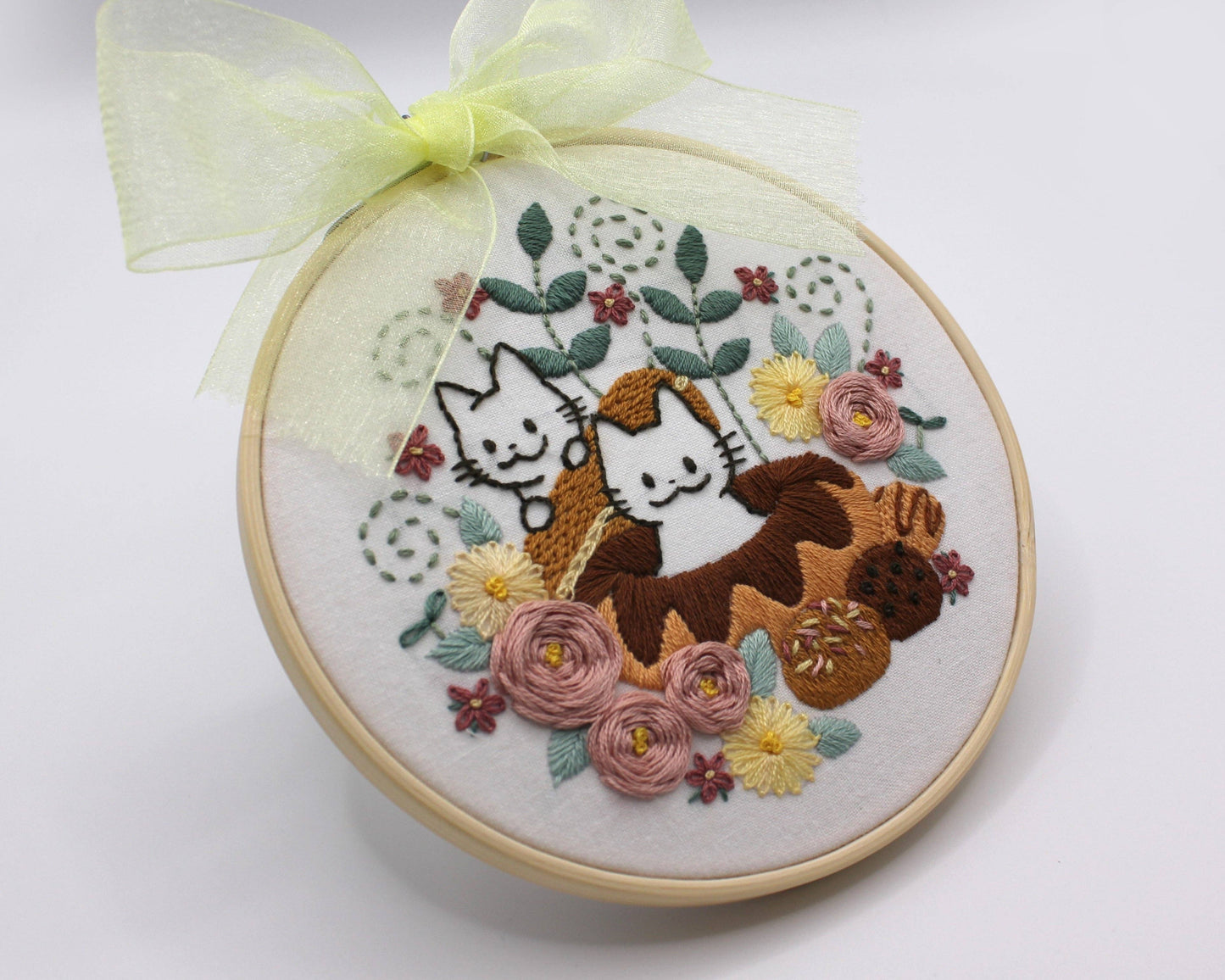 DIY Embroidery Kit Doughnuts from Sweets & Cat Collection