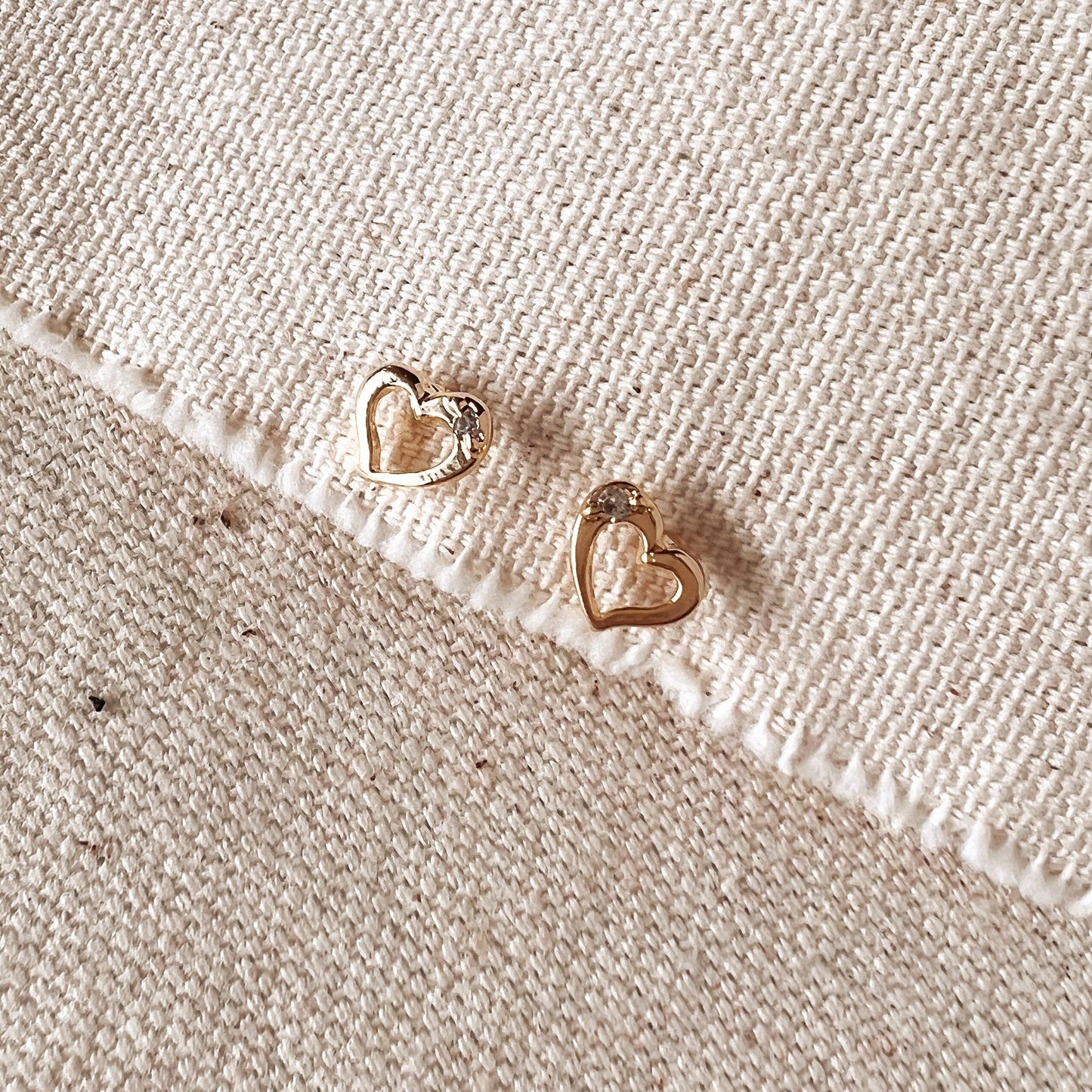 18k Gold Filled Dainty Heart Studs Earrings