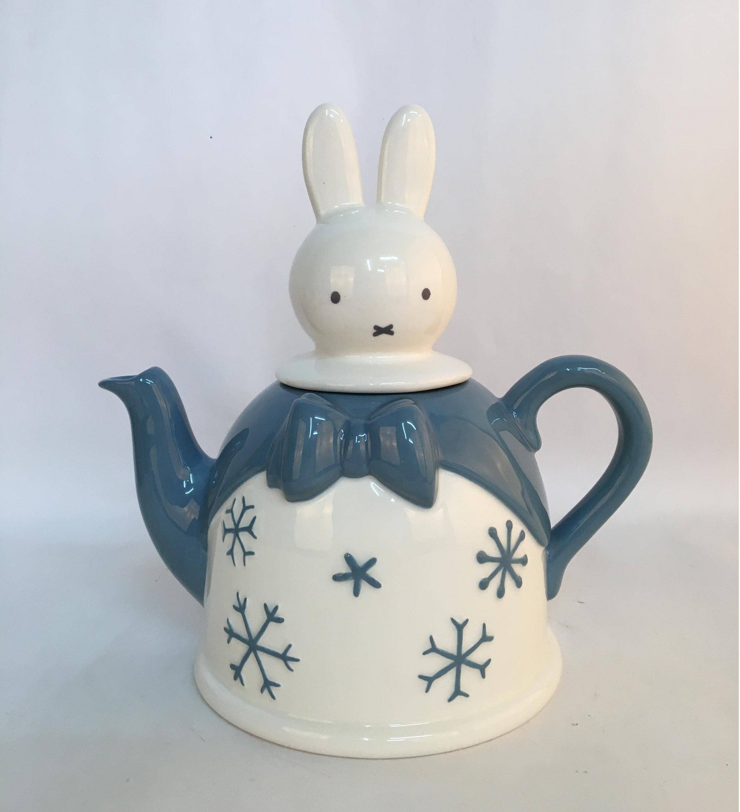 Miffy Winter Teapot