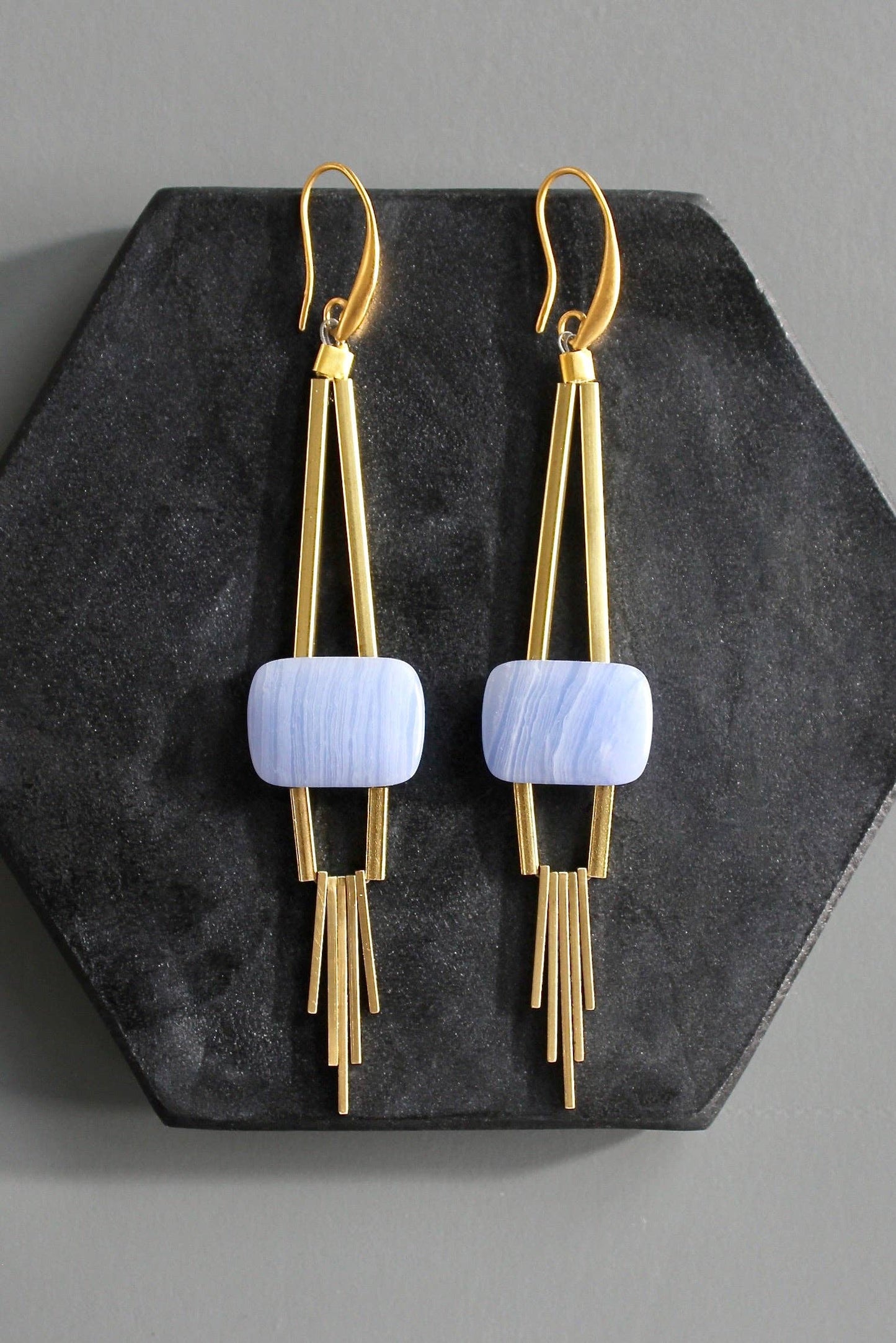 KYLE76 lavender geometric earrings