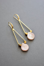 Load image into Gallery viewer, ISLE44 Mother-of-pearl and gold hematite earrings
