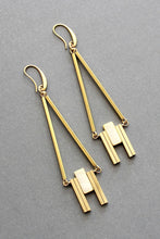 Load image into Gallery viewer, ISLE56 Mother-of-pearls and brass geometric earrings
