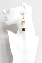 Load image into Gallery viewer, HYLE61 Acrylic and hematite earrings
