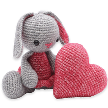 Load image into Gallery viewer, DIY Crochet Kit - Pippa Rabbit
