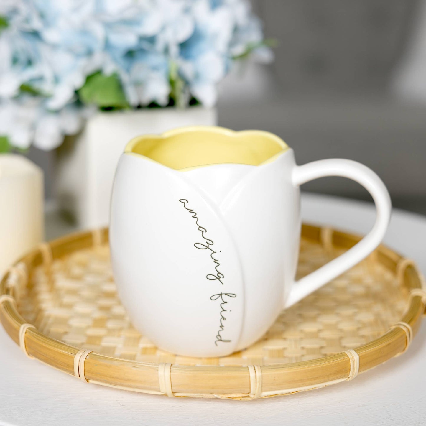 Amazing Friend - 20 oz Mug