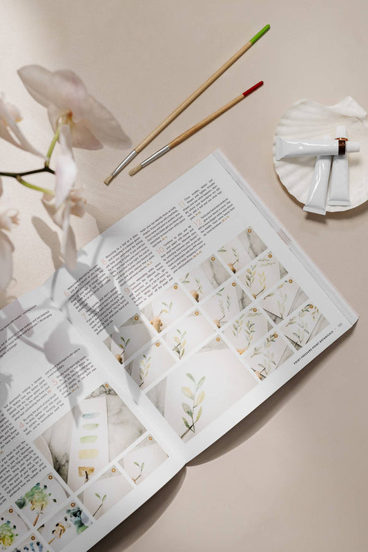 A How-to Watercolor Book: Modern Watercolor Botanicals