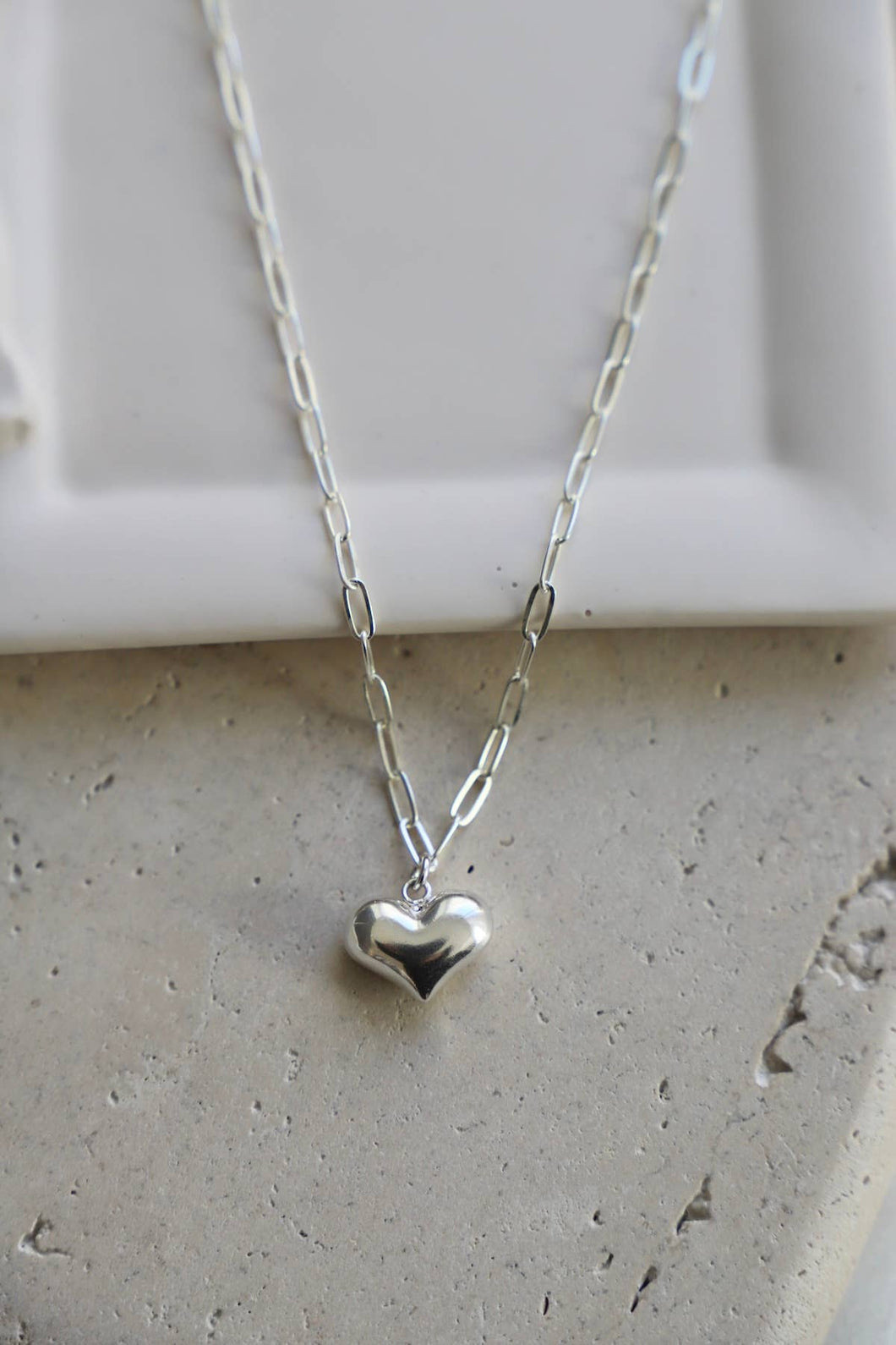 MINI PAPERCLIP PUFF HEART NECKLACE