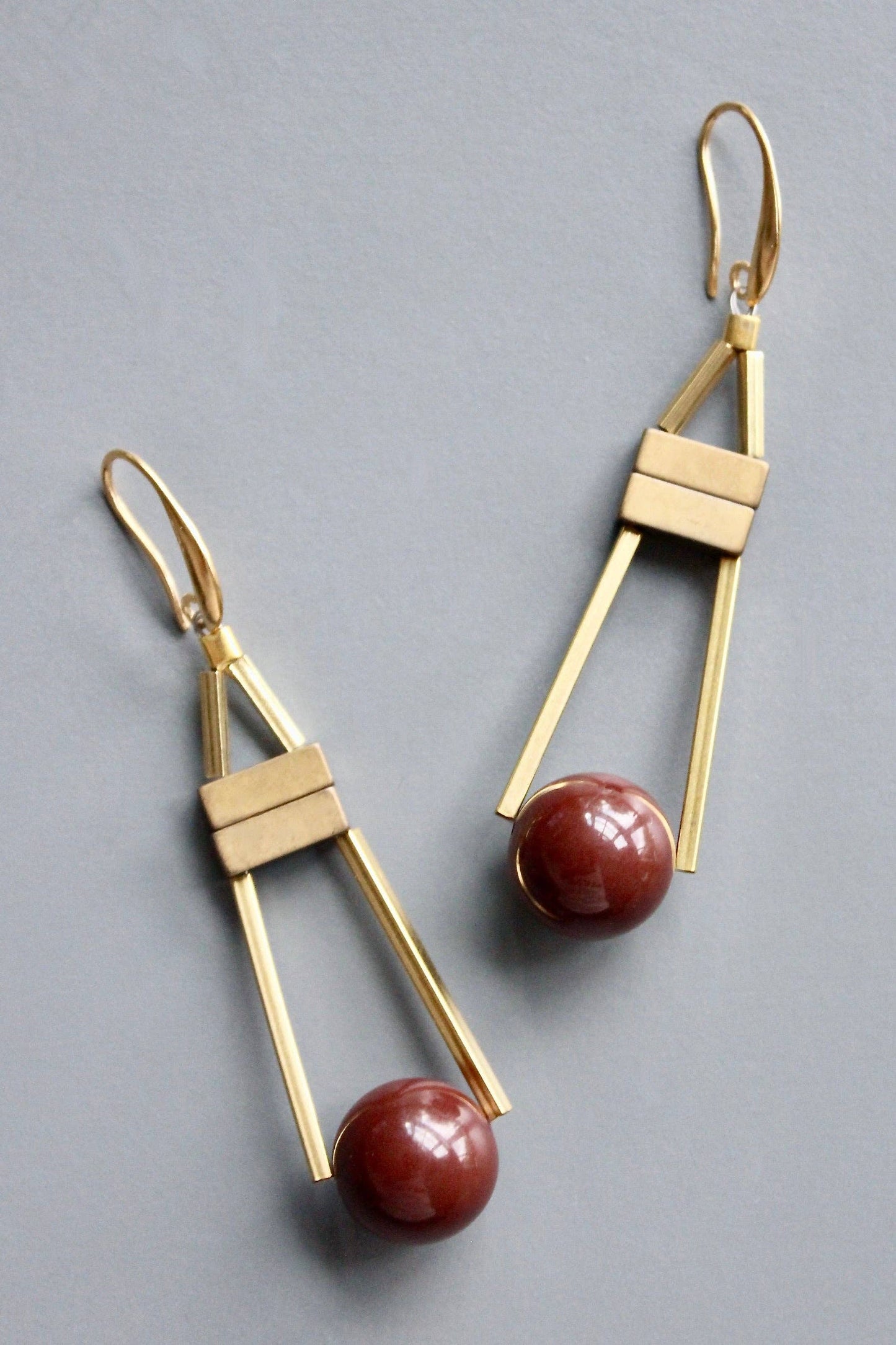 HYLE61 Acrylic and hematite earrings