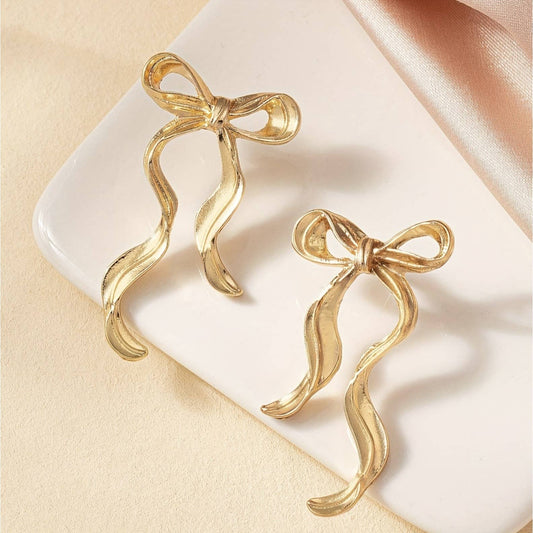 Gold Mettalic Solid Ribbon Earrings - E30