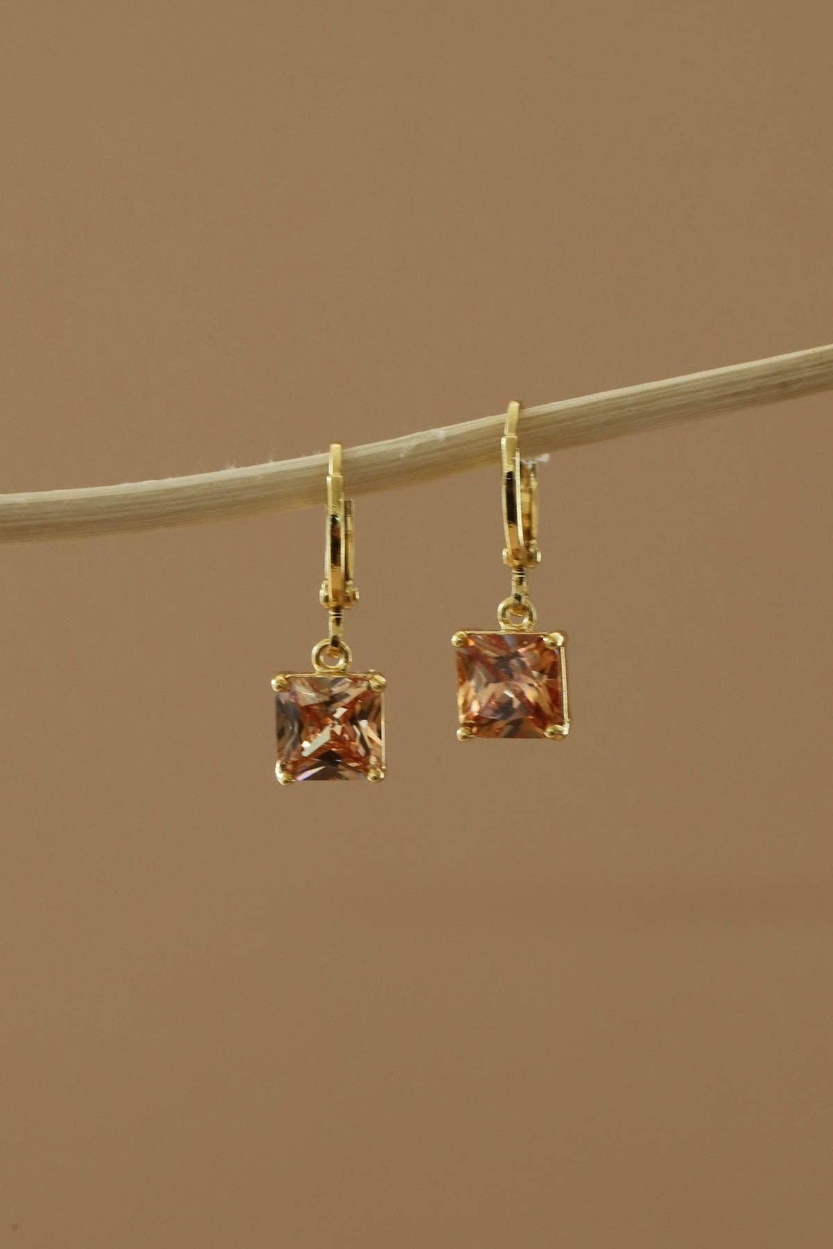 SQUARE BIRTHSTONE HUGGIES