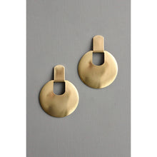 Load image into Gallery viewer, BKNE78 Geometric round brass post earrings
