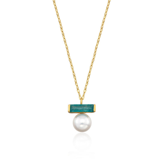 Jade and pearl pendant on fancy chain