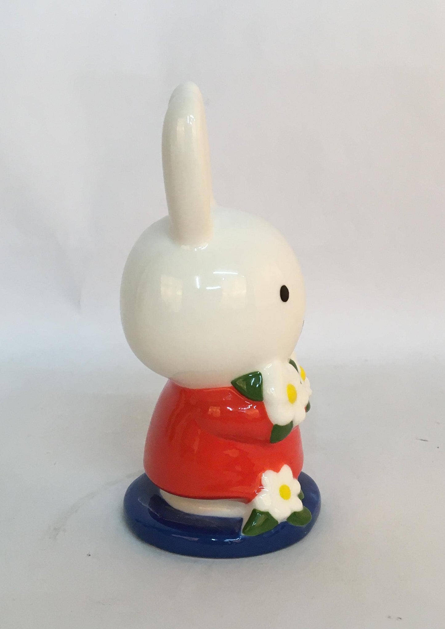 Miffy  Daisy Bouquet Figurine