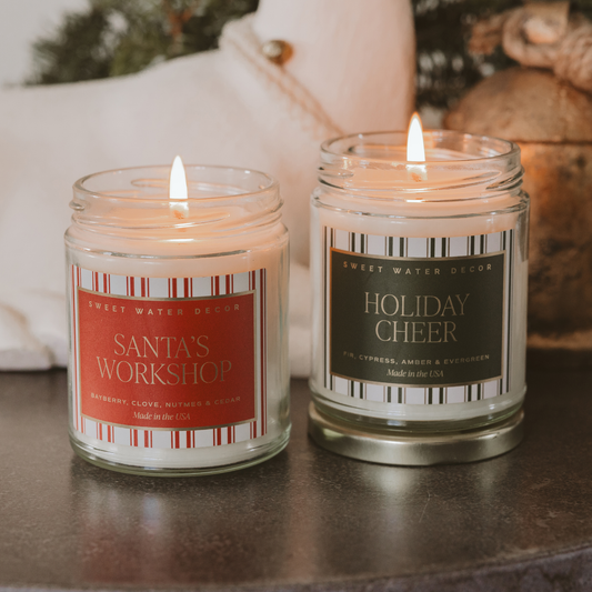 *NEW* Santa's Workshop 9 oz Soy Candle - Christmas Decor