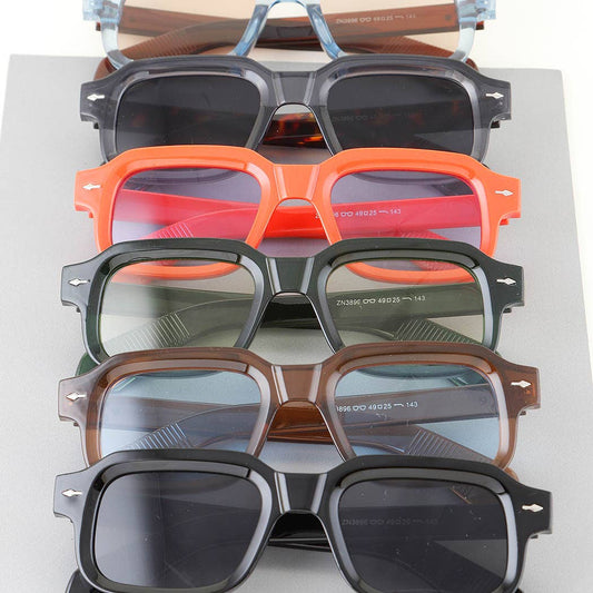 Cool Tinted Wayfarer Sunglasses