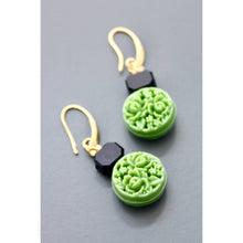 Load image into Gallery viewer, HYLE16 Green and black floral earrings
