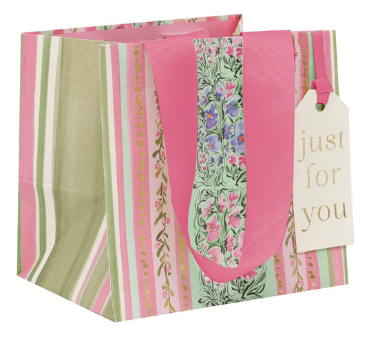 Bag Short Summer Wash