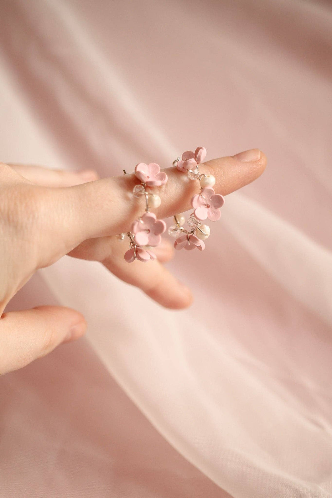Flora Hoop in Carnation Pink