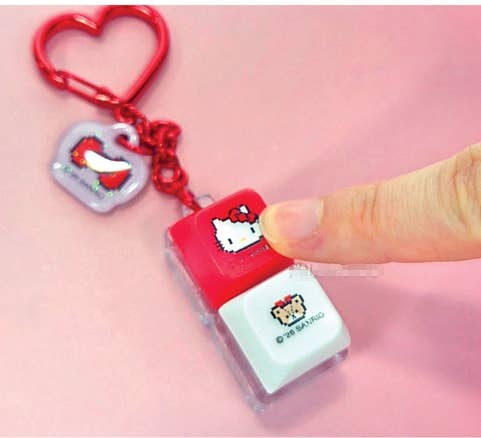Sanrio LED Click Keycap Keyring – Light-Up Click Toy Charm
