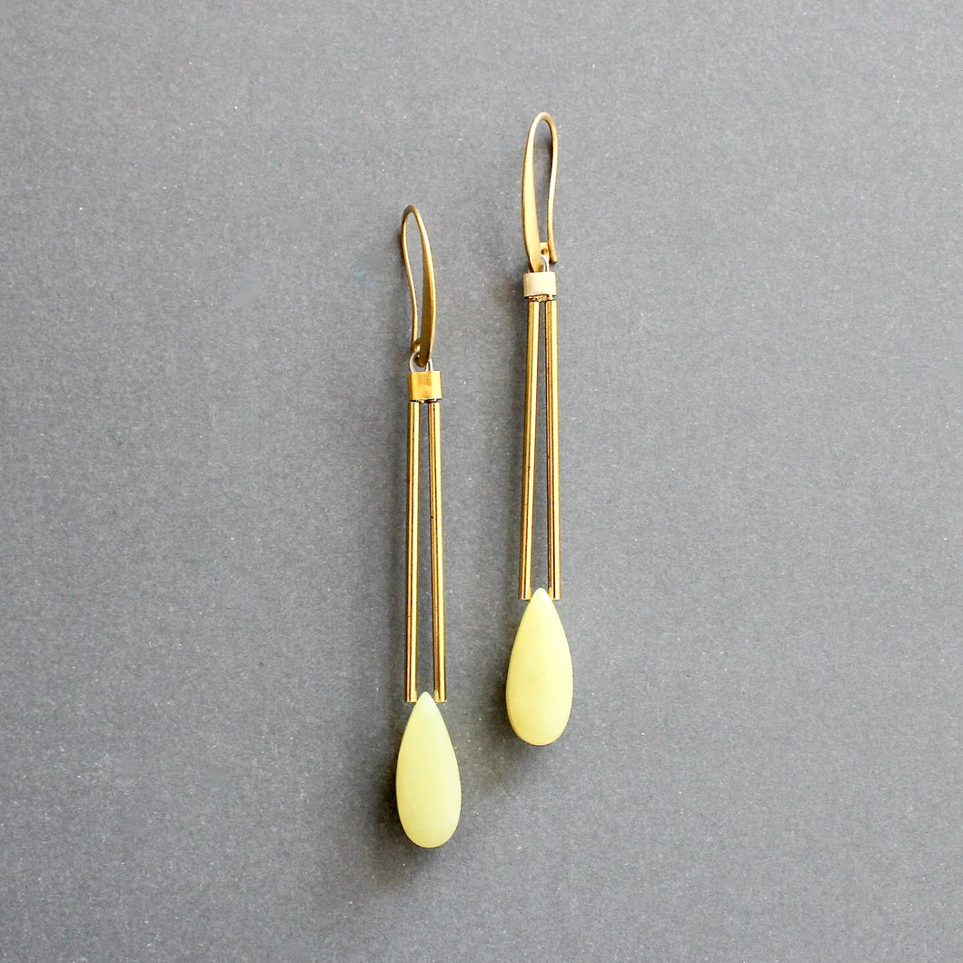 ISLE37 Yellow jade geometric earrings