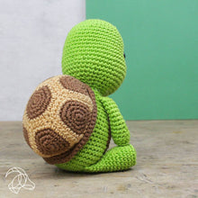 Load image into Gallery viewer, DIY Crochet Kit - Siem Turtle
