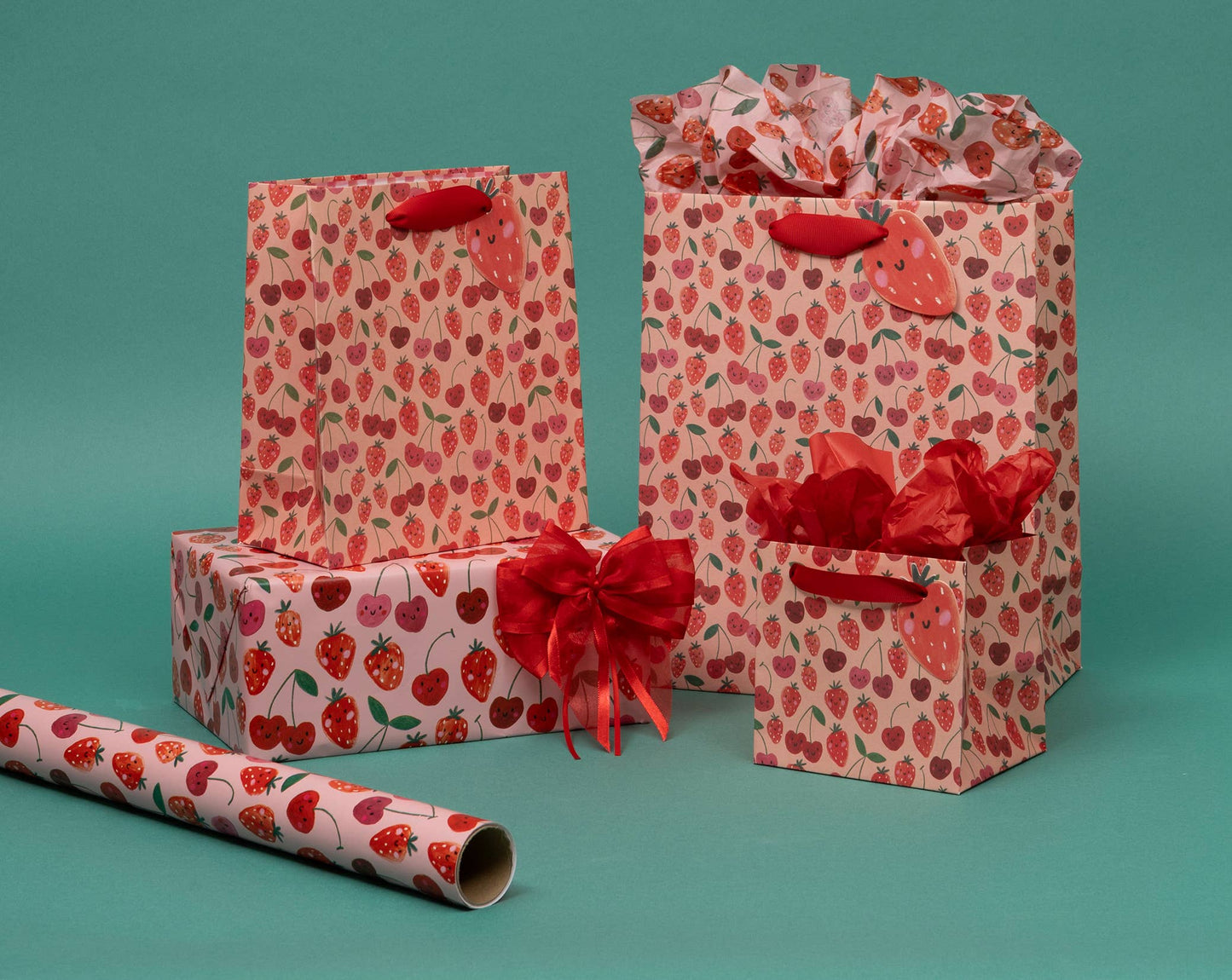 Bag Short Cherry Strawbs
