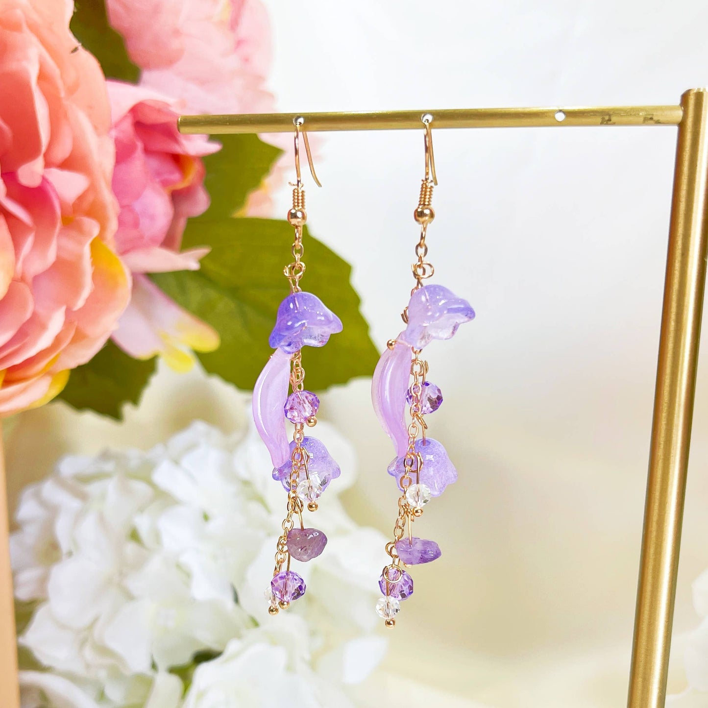 E196 purple flower long dangle drop beads earrings