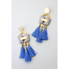 Load image into Gallery viewer, GNDE122E gray and blue tassel post earrings
