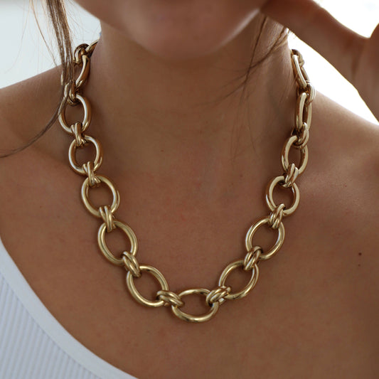 AMELIA STATEMENT CHAIN NECKLACE
