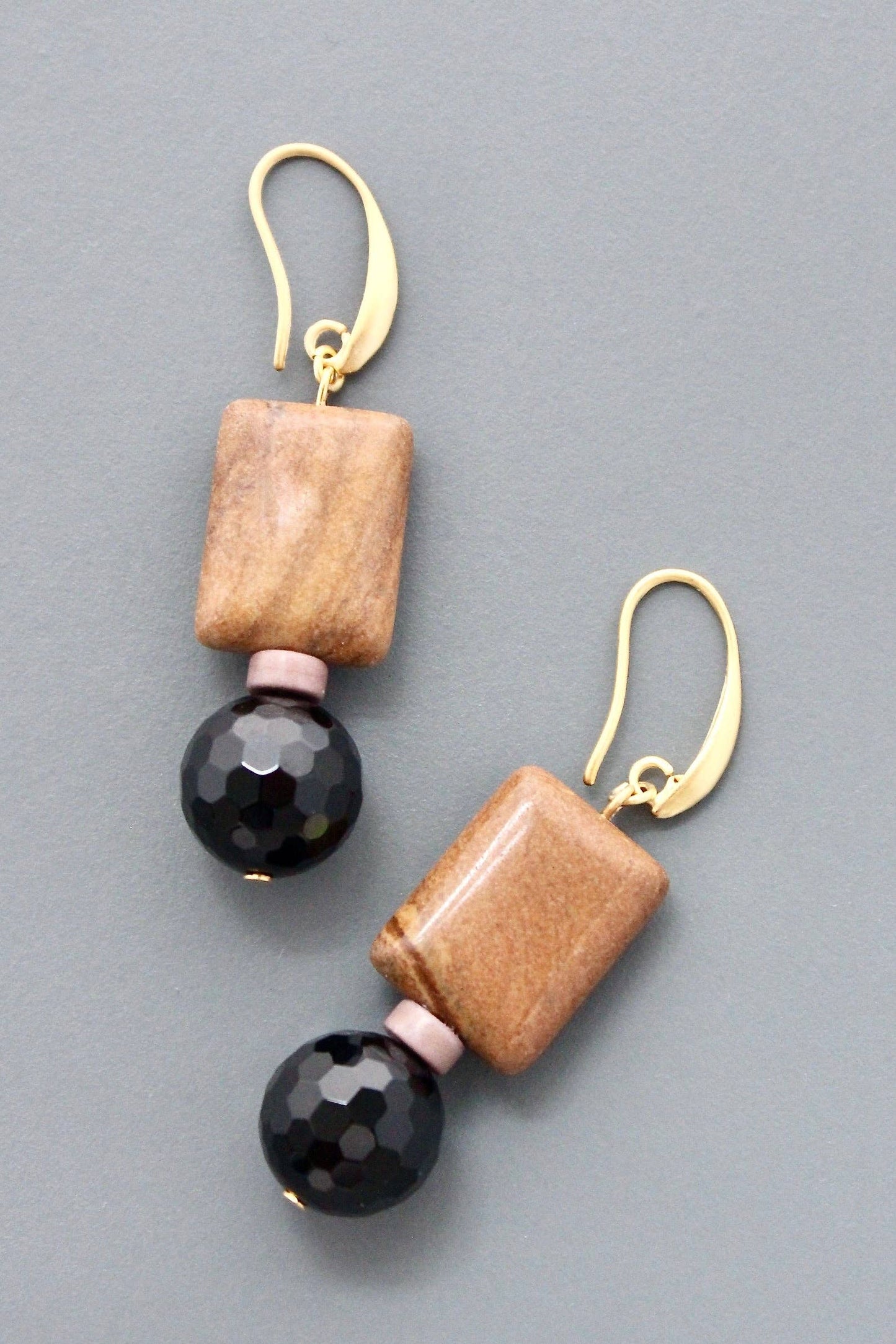 HYLE28 Jasper and black agate earrings