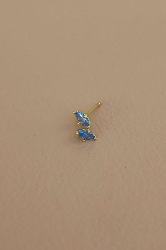 CZ DIAMOND SHAPED STUD